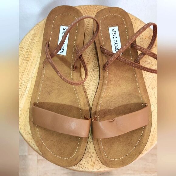 NWOB Steve Madden Tan Sandals Size 9.5 - Picture 1 of 10